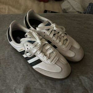 Adidas Sambas